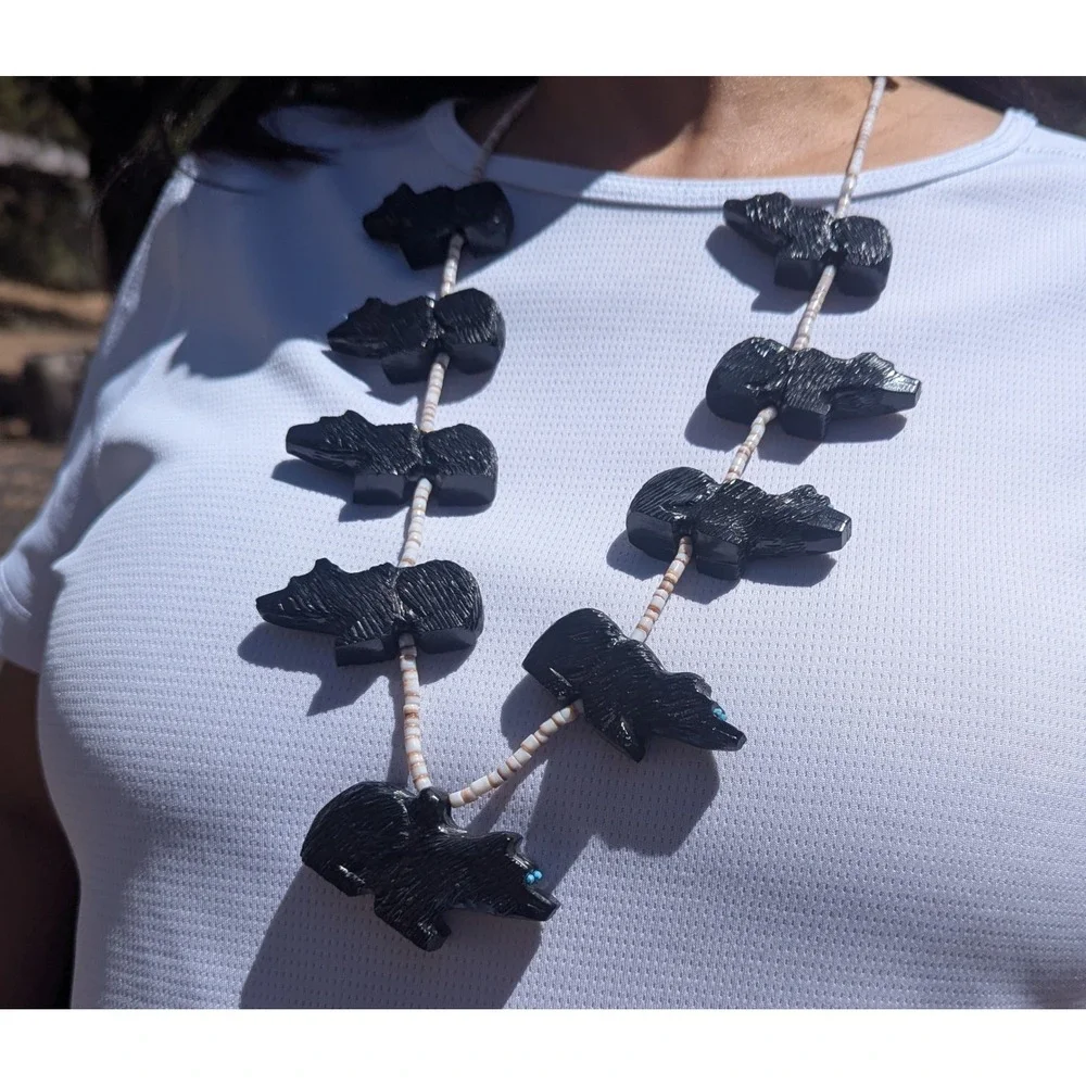 Exquisite Mike Tucson Zuni Bear Fetish Necklace Earrings Set Sterling Silver Jet